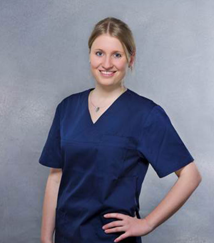 Dr. Christina Fuchs